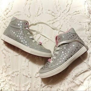 Girls Sketchers Glittery Sneakers